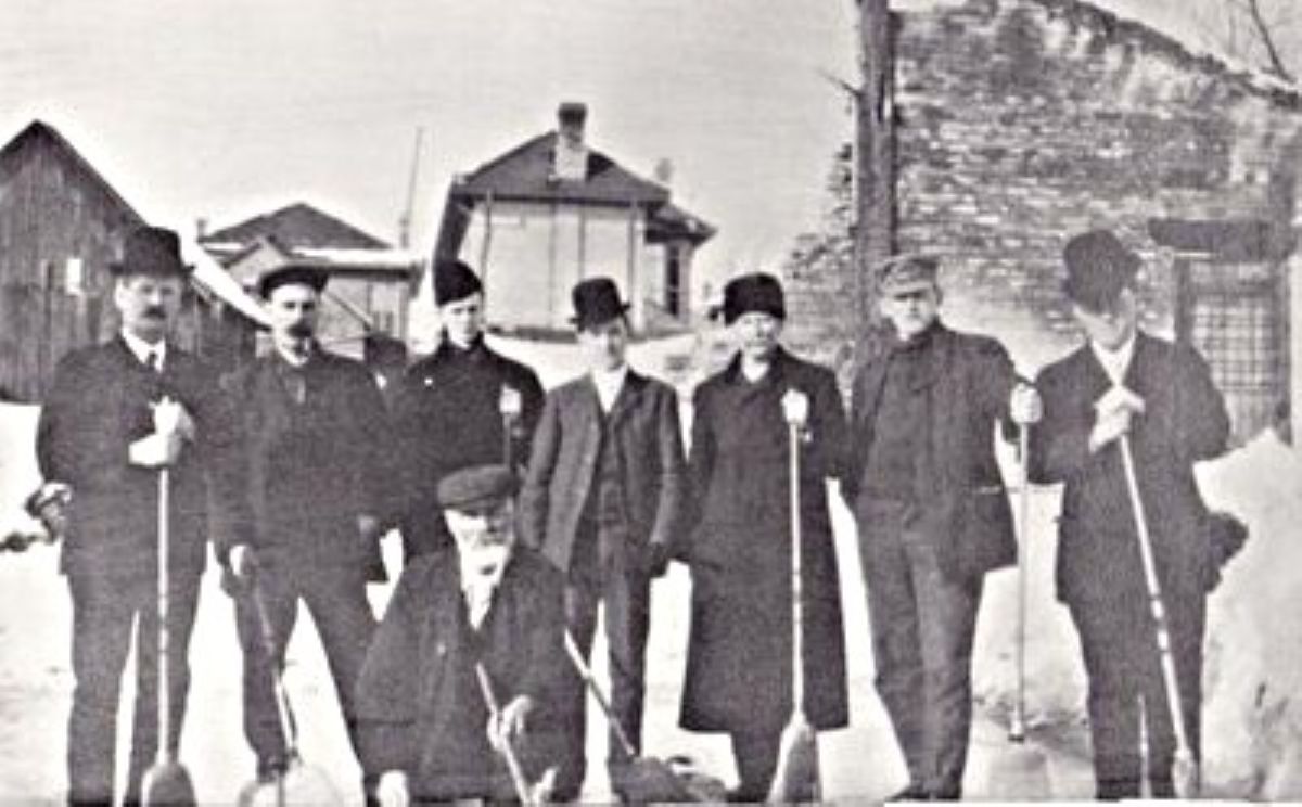 1908 after fire curling resized